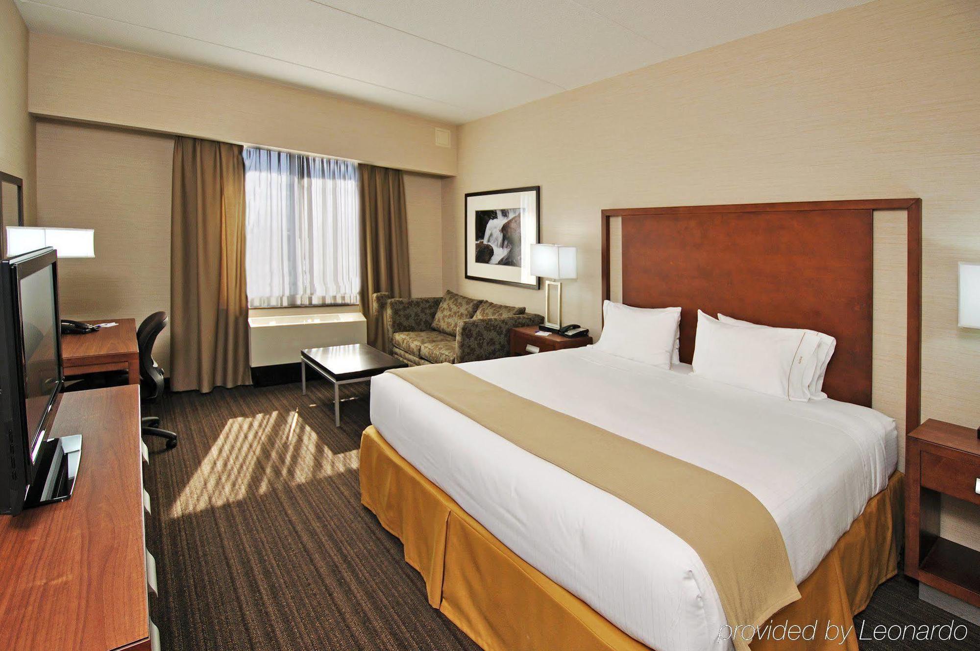 Holiday Inn Express & Suites Vaughan-Southwest By Ihg Camera foto
