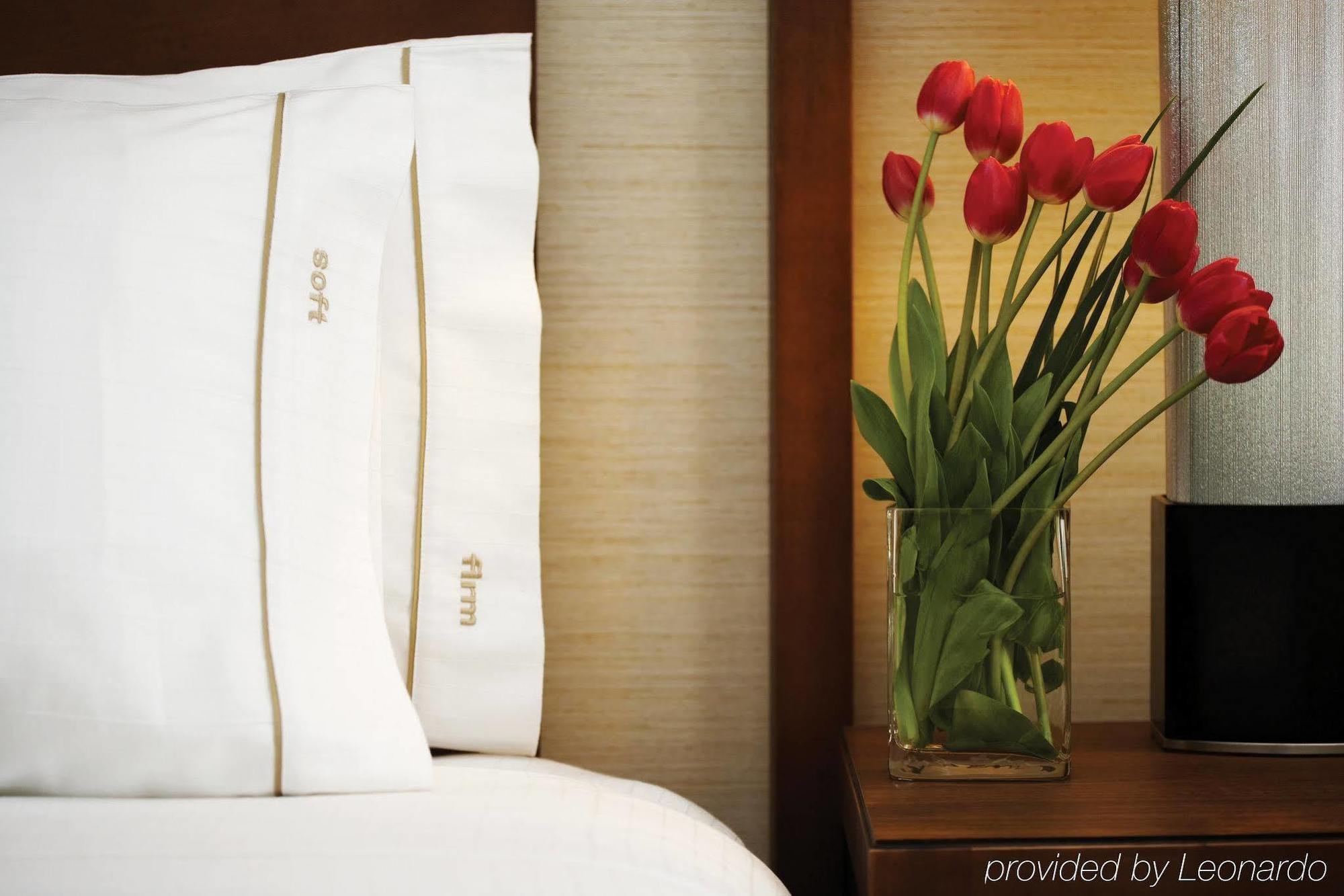 Holiday Inn Express & Suites Vaughan-Southwest By Ihg Camera foto