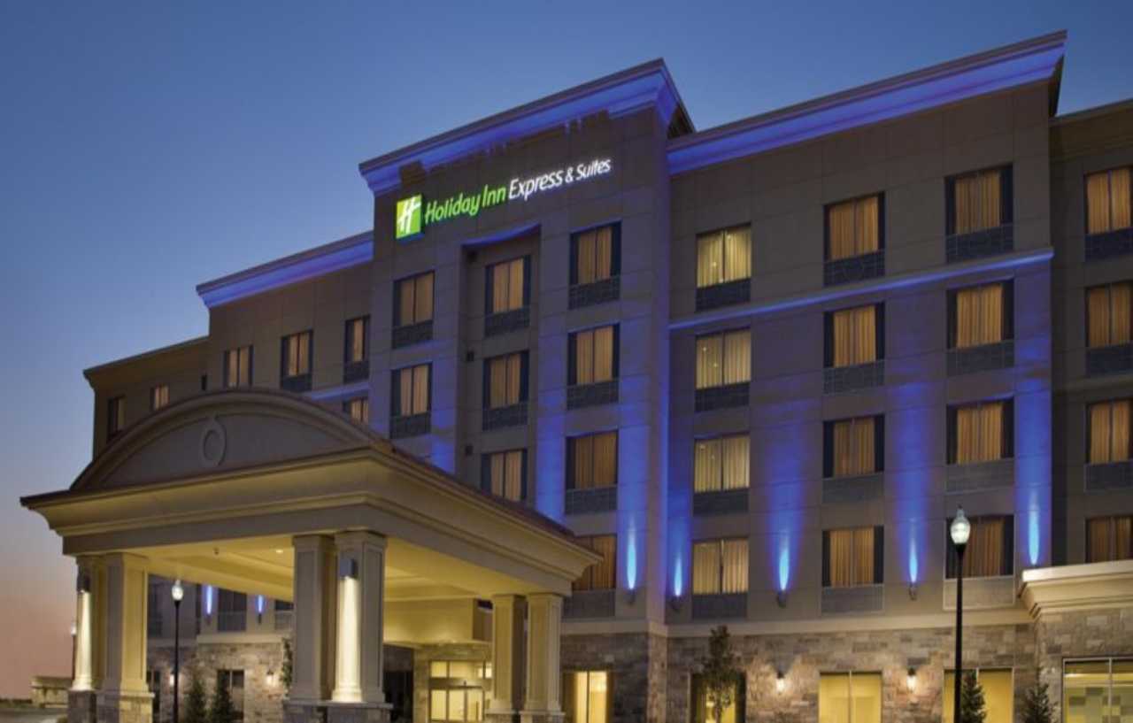 Holiday Inn Express & Suites Vaughan-Southwest By Ihg Esterno foto
