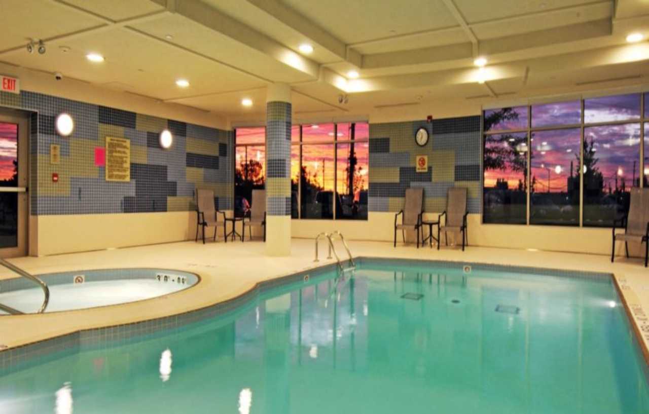 Holiday Inn Express & Suites Vaughan-Southwest By Ihg Esterno foto